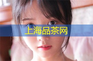 如网球场、篮球场和足球场